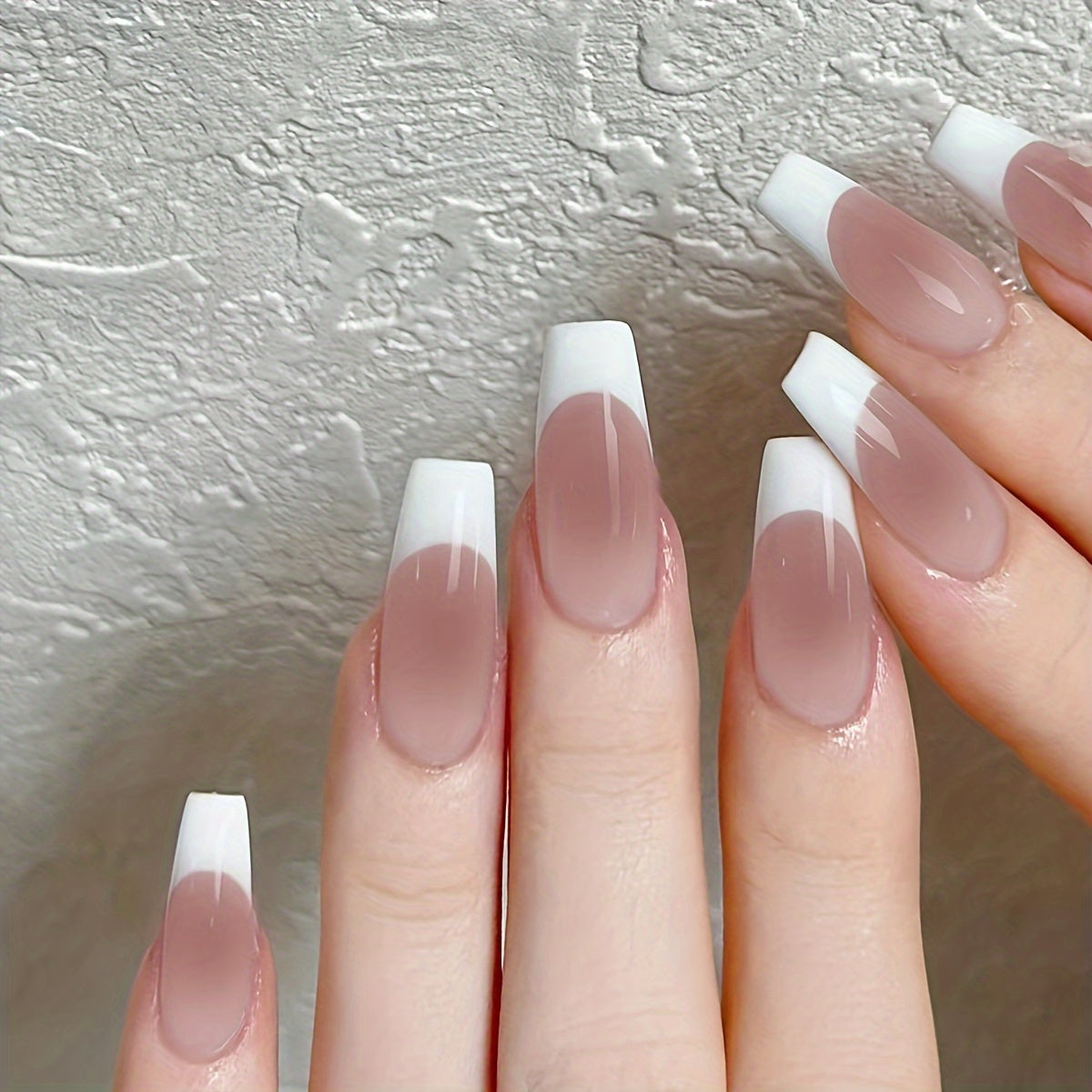 PRESS ON NAILS F660